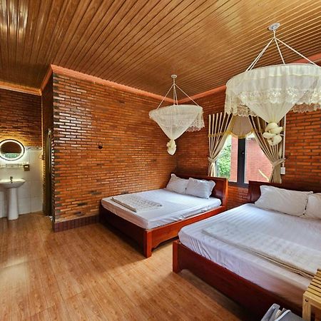 Thuy Tien Ecolodge Cat Tien Exterior foto