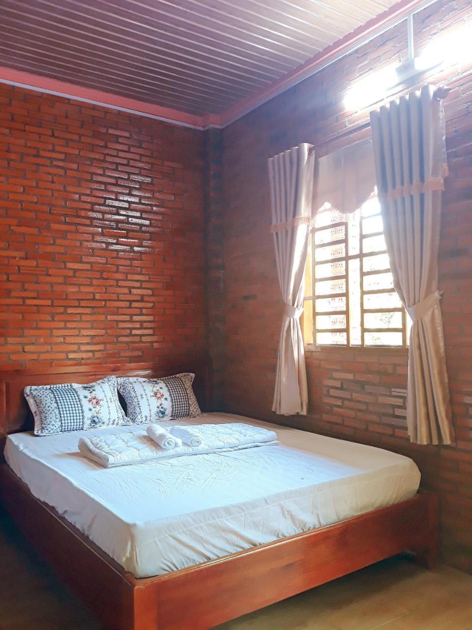 Thuy Tien Ecolodge Cat Tien Exterior foto